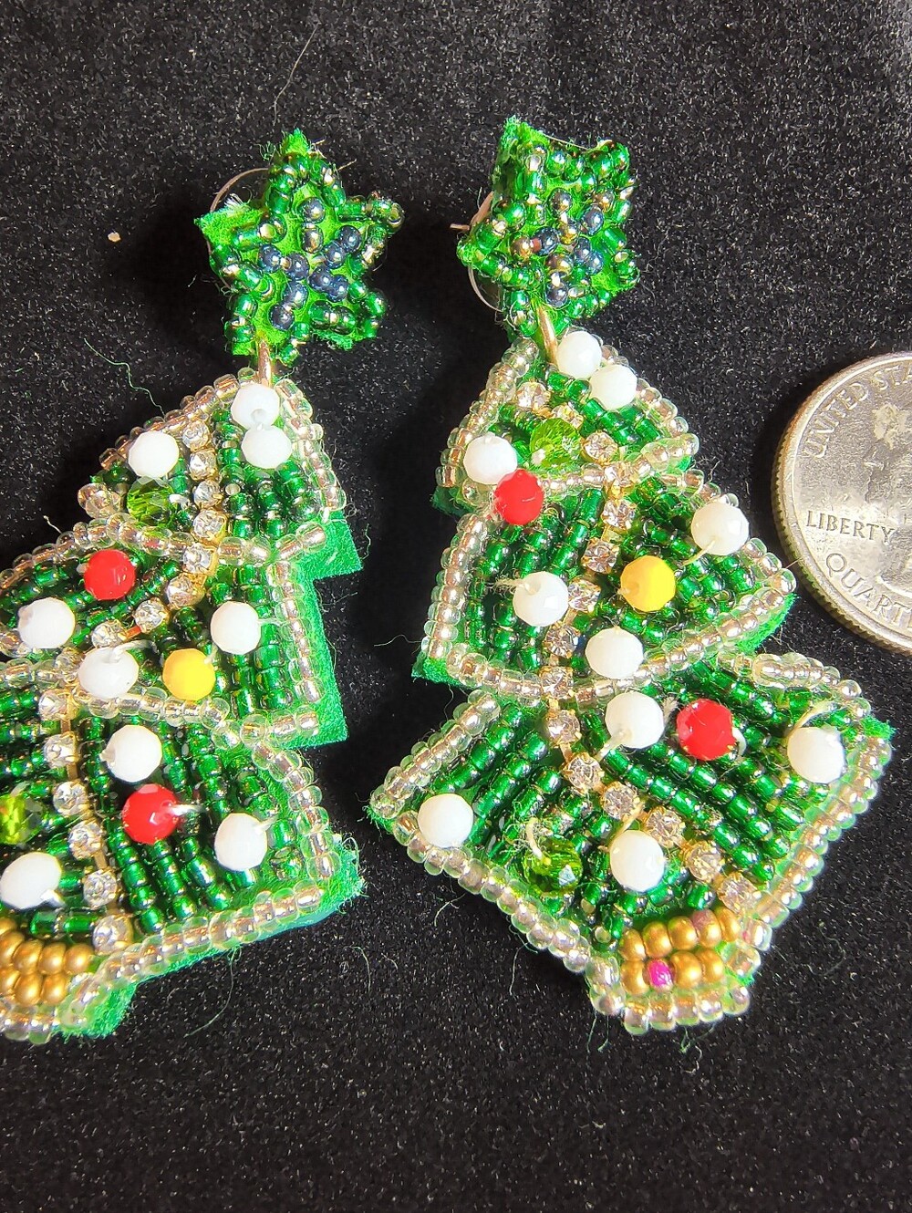 Vintage Handmade Beaded Christmas Tree Earrings Rhinestone Glass Bead - Picture 2 of 9